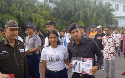 Rinden MININT homenaje al Comandante en Jefe en su centenario