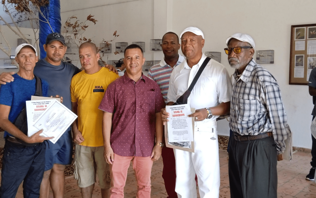 Inauguraron exposición Visiones Aladas en la Isla de la Juventud