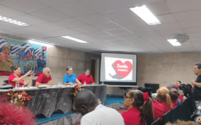 Realizan seminario a dirigentes sindicales pineros